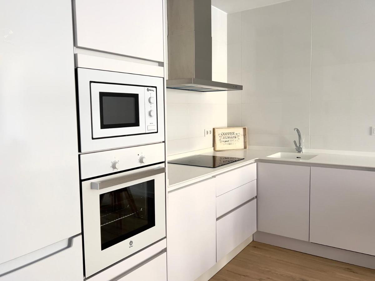 Housing Leon Ana Mogas Con Garaje Apartment Exterior photo